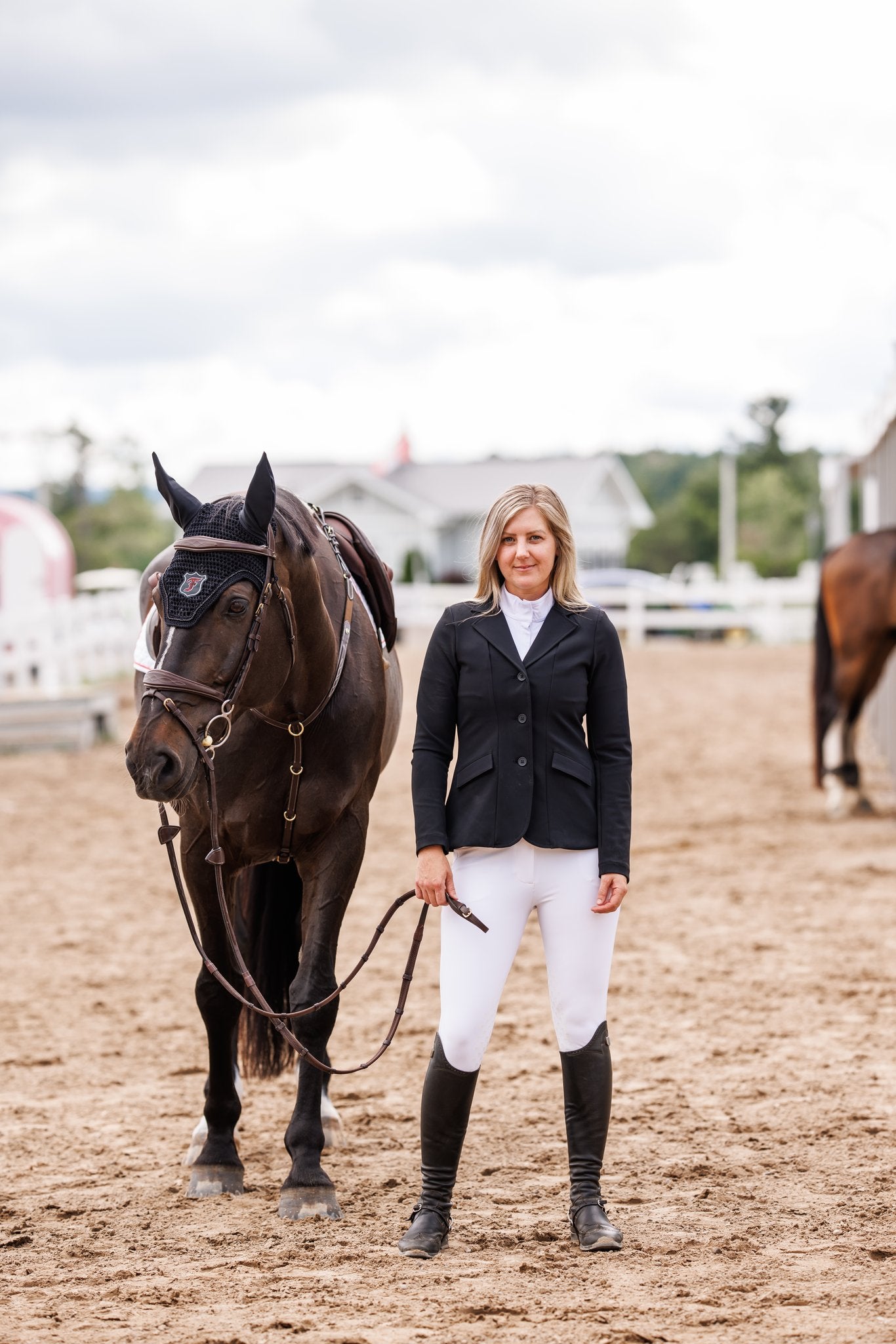 Willow Equestrian Luxe Show Jacket Black